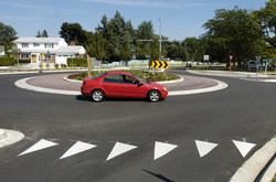 082509_ROUNDABOUT 2-2 LON.jpg